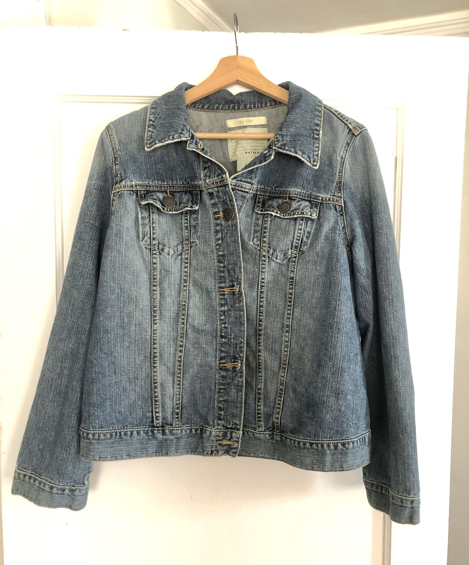 Old Navy Maternity Denim Jacket •Size L
