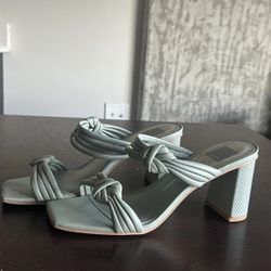 Dolce Vita heeled sandals in a size 9.5 (US Women's)