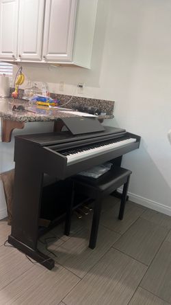 Yamaha Digital Piano with Bench