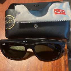 Brand New Ray Ban Sunglasses With Case 