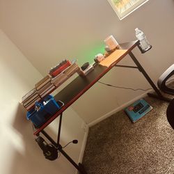 Computer Desk $35