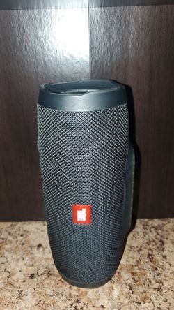 JBL Charge 3