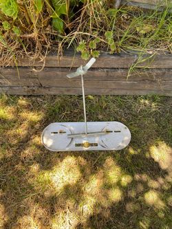 Dual 7 gallon propane tank mount - $25