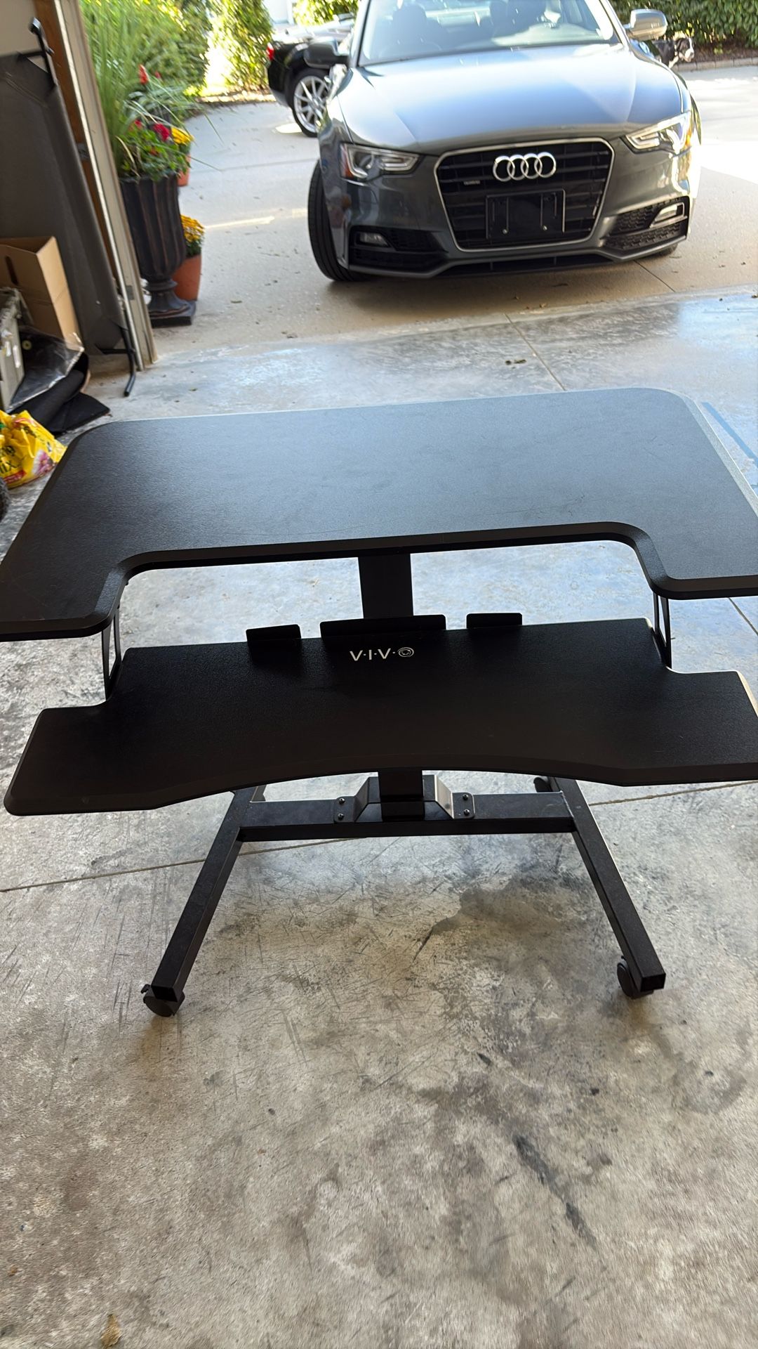 Computer Desk Like New!!