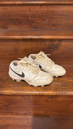 air Jordan Nike cleats youth 2.5