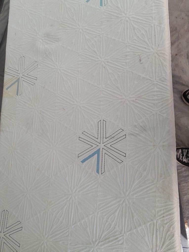 Memory Foam Twin Bed