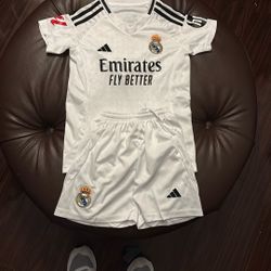 Real Madrid Kit 