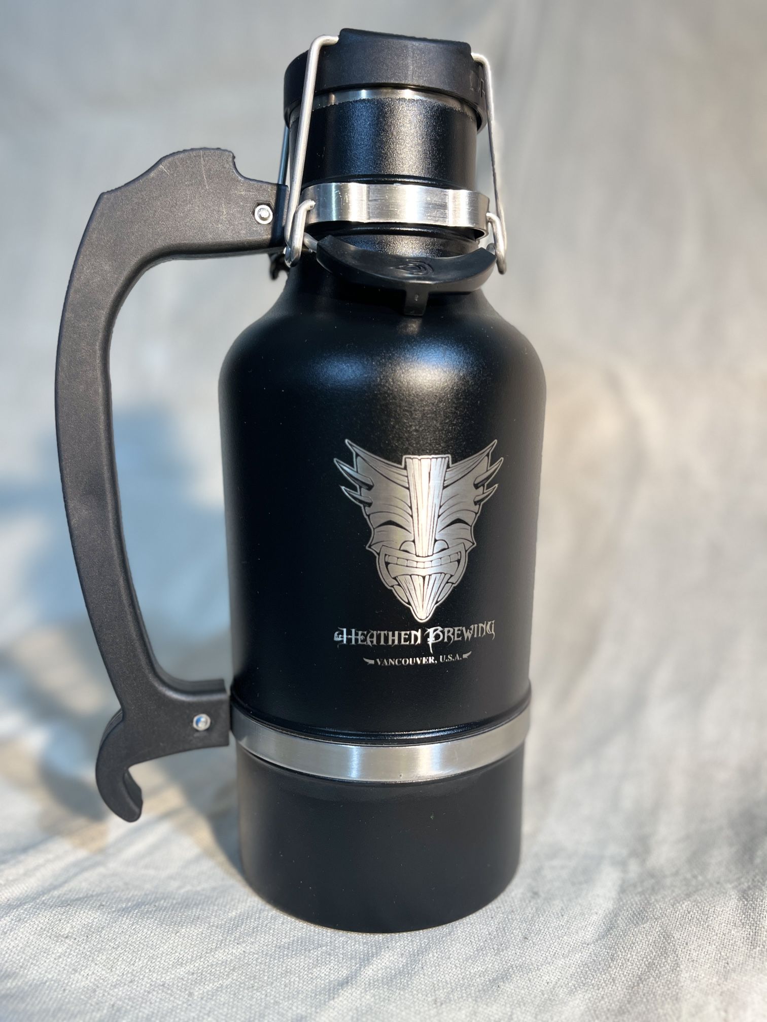 DRINKTANKS Stainless Steel Insulated Growler 64oz