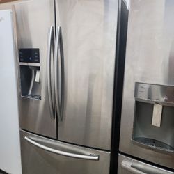 REFRIGERATOR SAMSUNG  STAINLESS STEEL 
