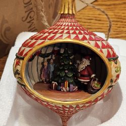 Jim Shore Santa Diorama Ornament In Box