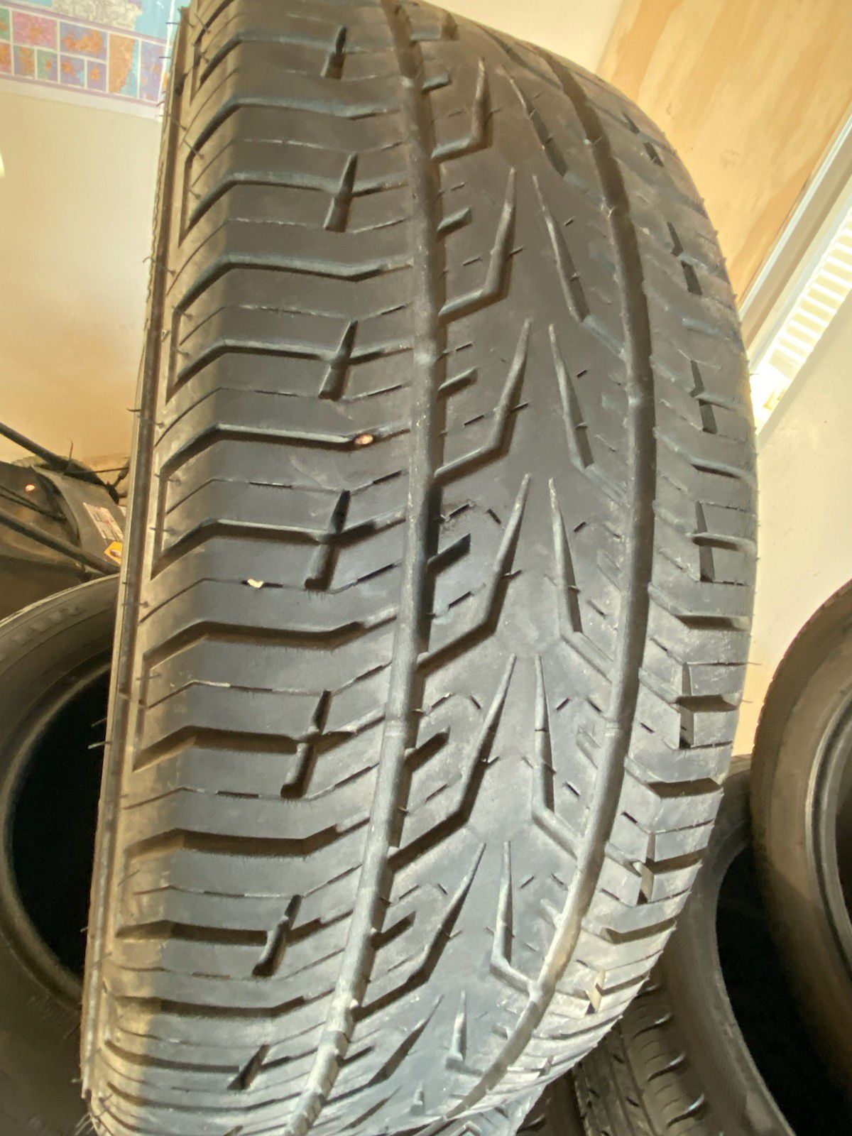 205/60/15 Firestone tire