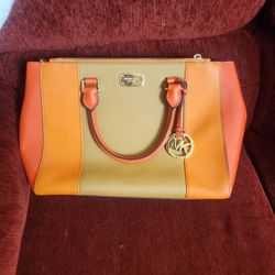 Michael Kors Women's Saffiano tricolor tote handbag