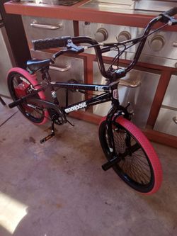 BMX BIKE MONGOOSE TIRES SIZE 20