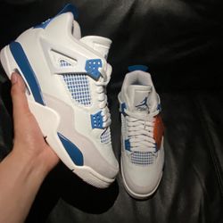 Jordan 4 Retro “Military Blue” (Size 8.5)