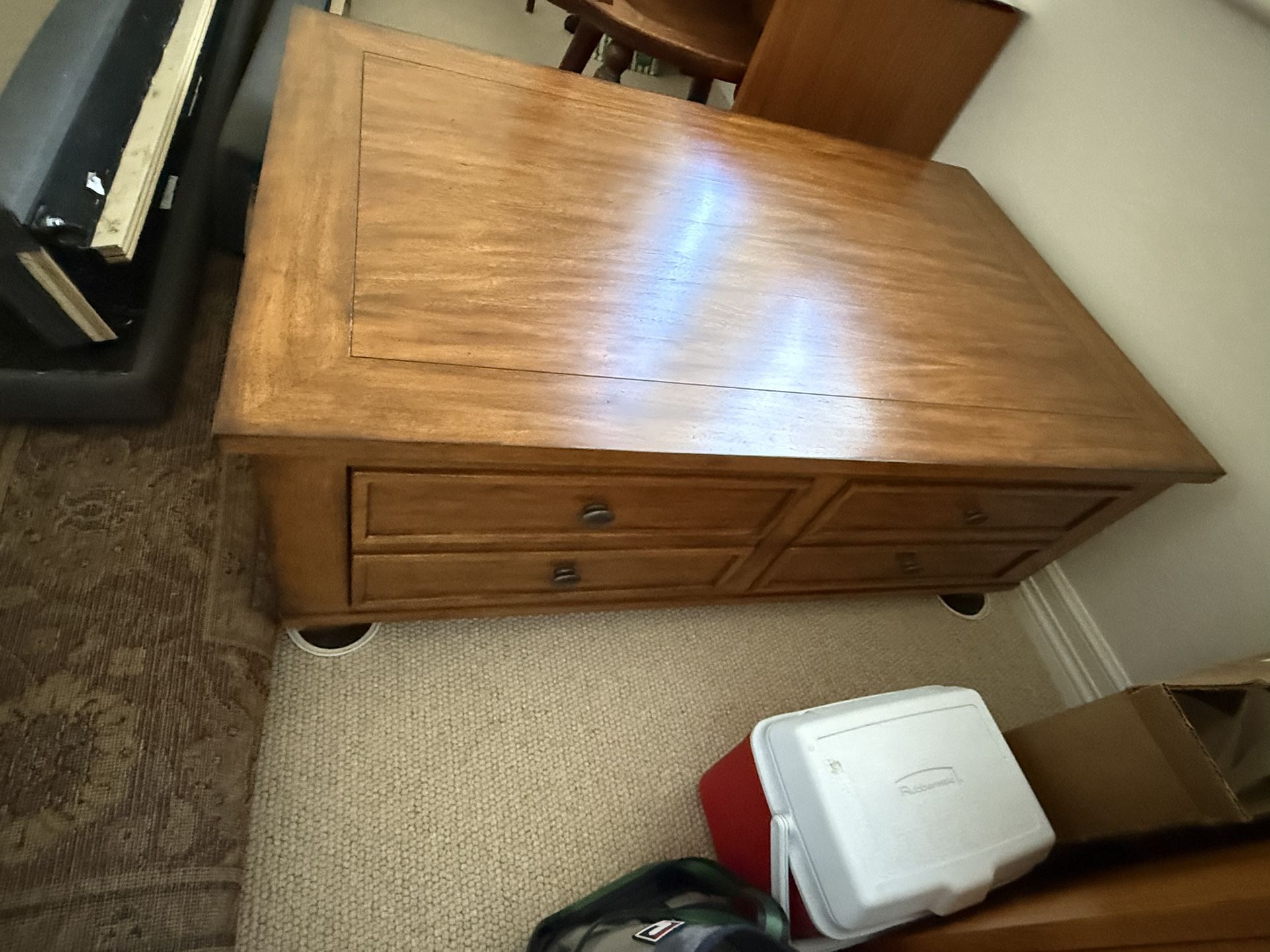 Thomasville Coffee Table