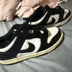 Nike Panda Dunks Kids Sz 6.5Y