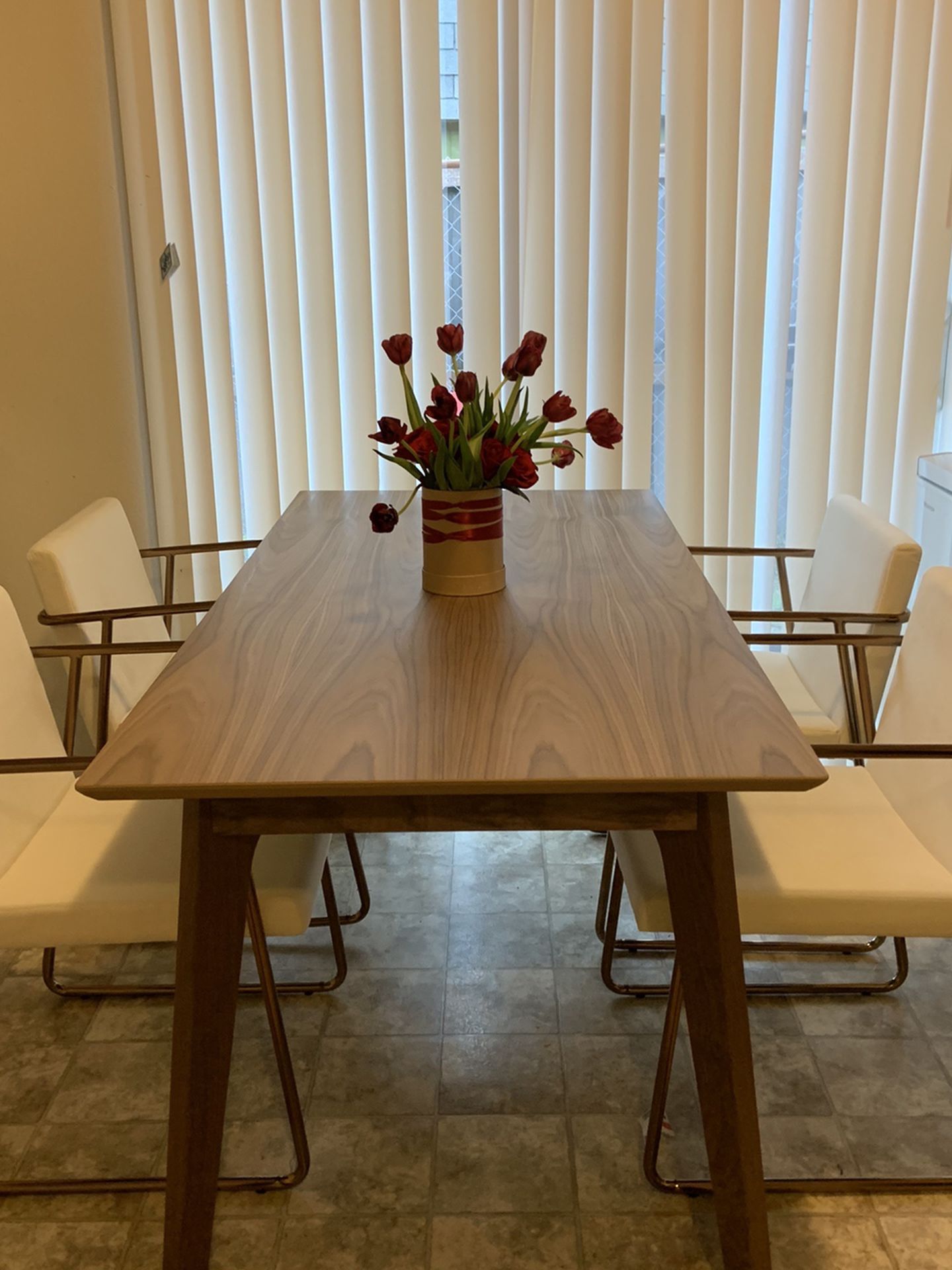 Herman Miller Dalby Table With Chairs
