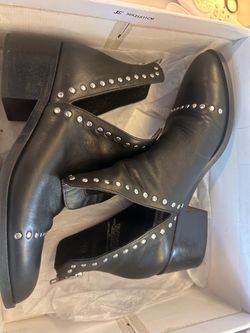 Steve Madden Black Leather Studded