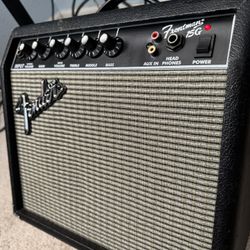 FENDER Frontman 15g Guitar Amp in Great Condition 