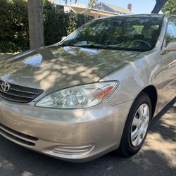 Toyota Camry Le