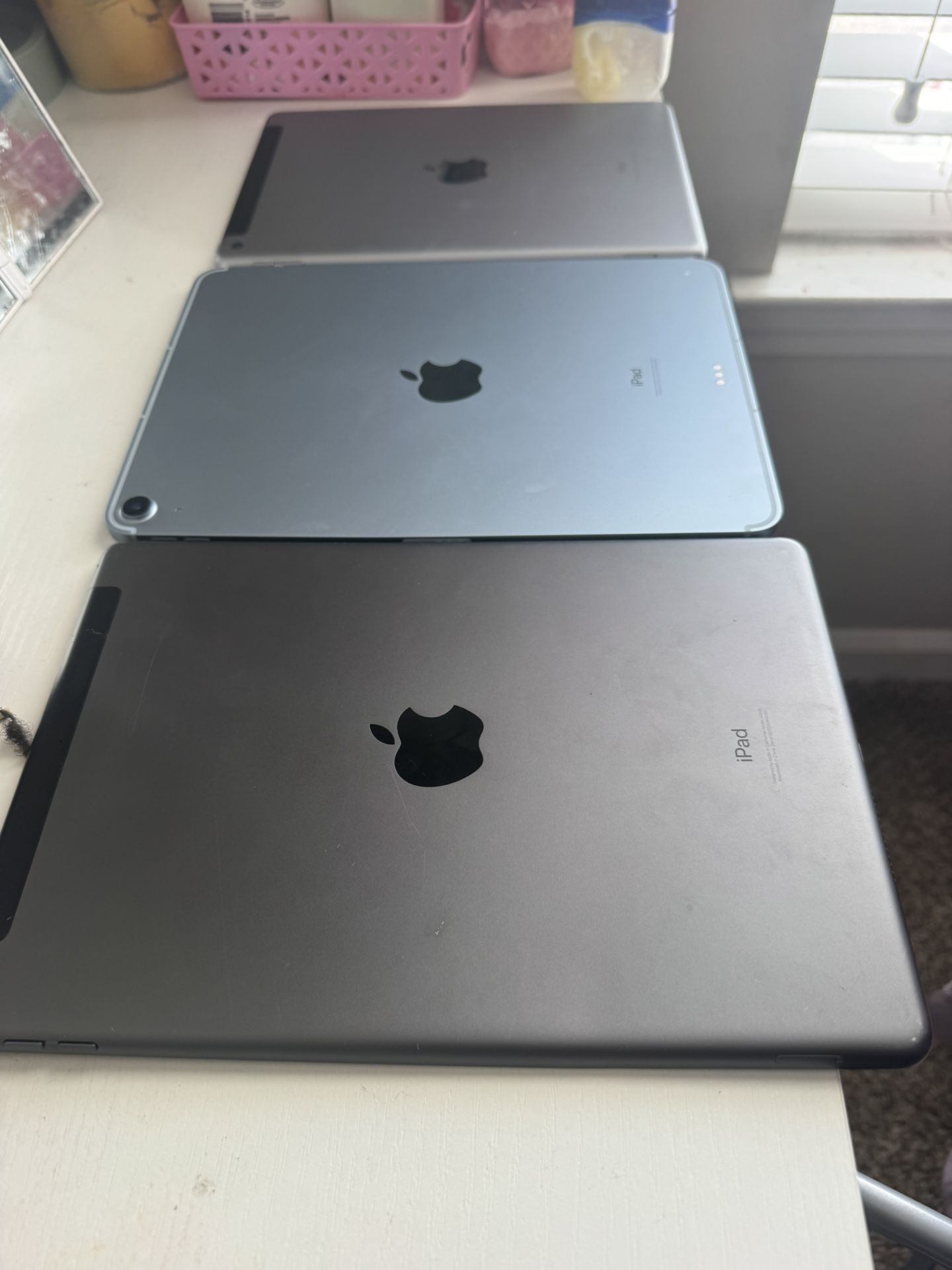 Lot of 3 iPads (see Description)