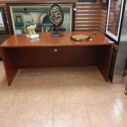 Desk - executive style with bow front design