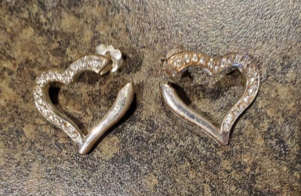 Silver Rhinestoned Heart Earrings 