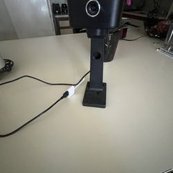 Morior Projector With Stand 