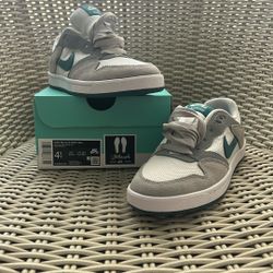 Nike SB 4.5 Youth 30$