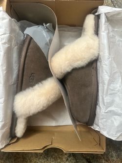 UGG Women’s Scuffette ll
