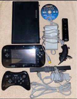 NINTENDO WII U CONSOLE WITH VIDEO GAME, GAMEPAD & CONTROLLER