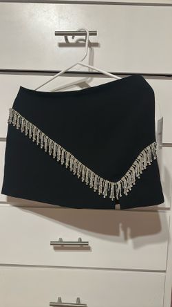 NEW BLACK SKIRT