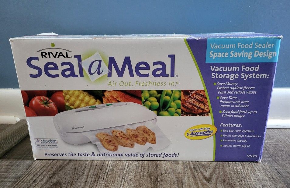 Rival Seal A Meal Food Vaccum Sealer. Includes 5 Quart Size Bags & 5 GALLON size