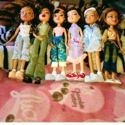 BRATZ DOLLS