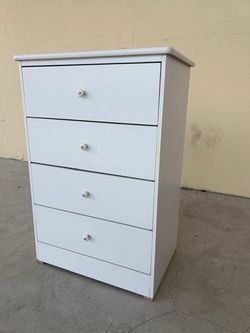 4 Drawer white