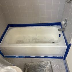 Bathtub Reglazing 