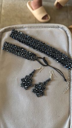 It is hand-woven and very excellent it’s a new brand