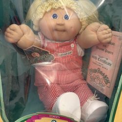 New In Box Vintage 1985 Cabbage Patch Kids Doll