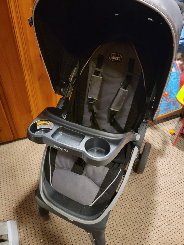 Chicco Bravo Trio Travel System 