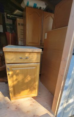 USED Kitchen Cabinets. $350 OBO