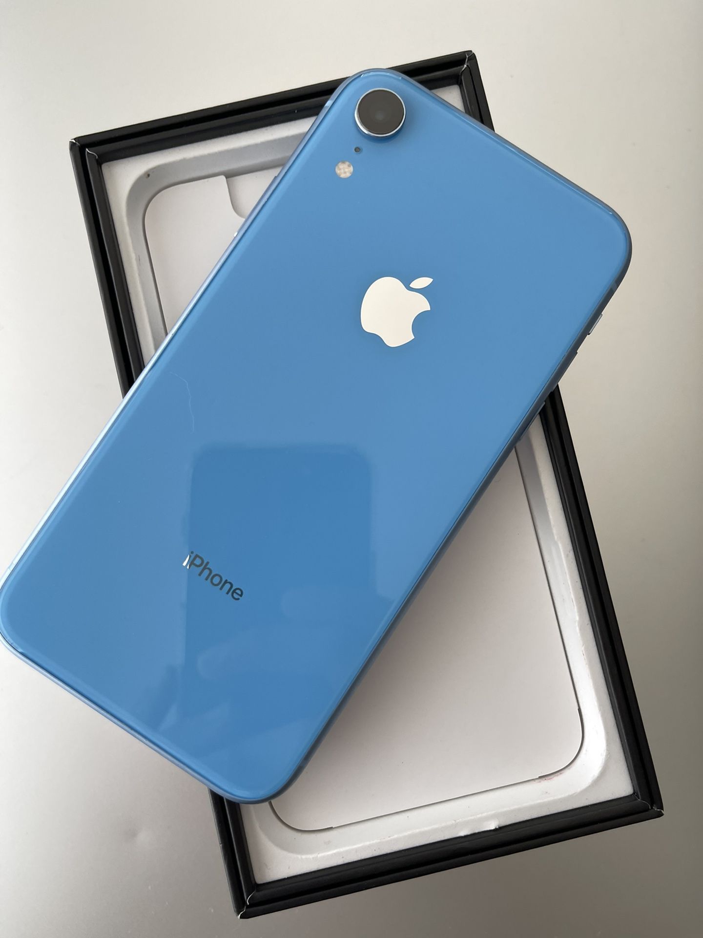 Iphone XR Blue 64GB ANY CARRIER