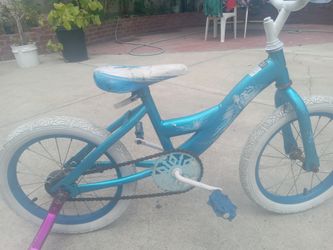 Girls Bike Size 16 tires frozen theme