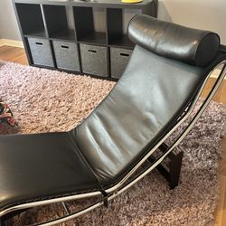 Replica Le Corbusier/Perriand LC4 Chaise Lounge 