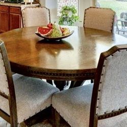 Ashley Furniture Wood Round Dining Set Table And 6 Chairs. Like New Condition 