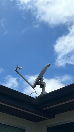 DIRECT TV DISH