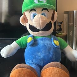 Luigi Plushie 