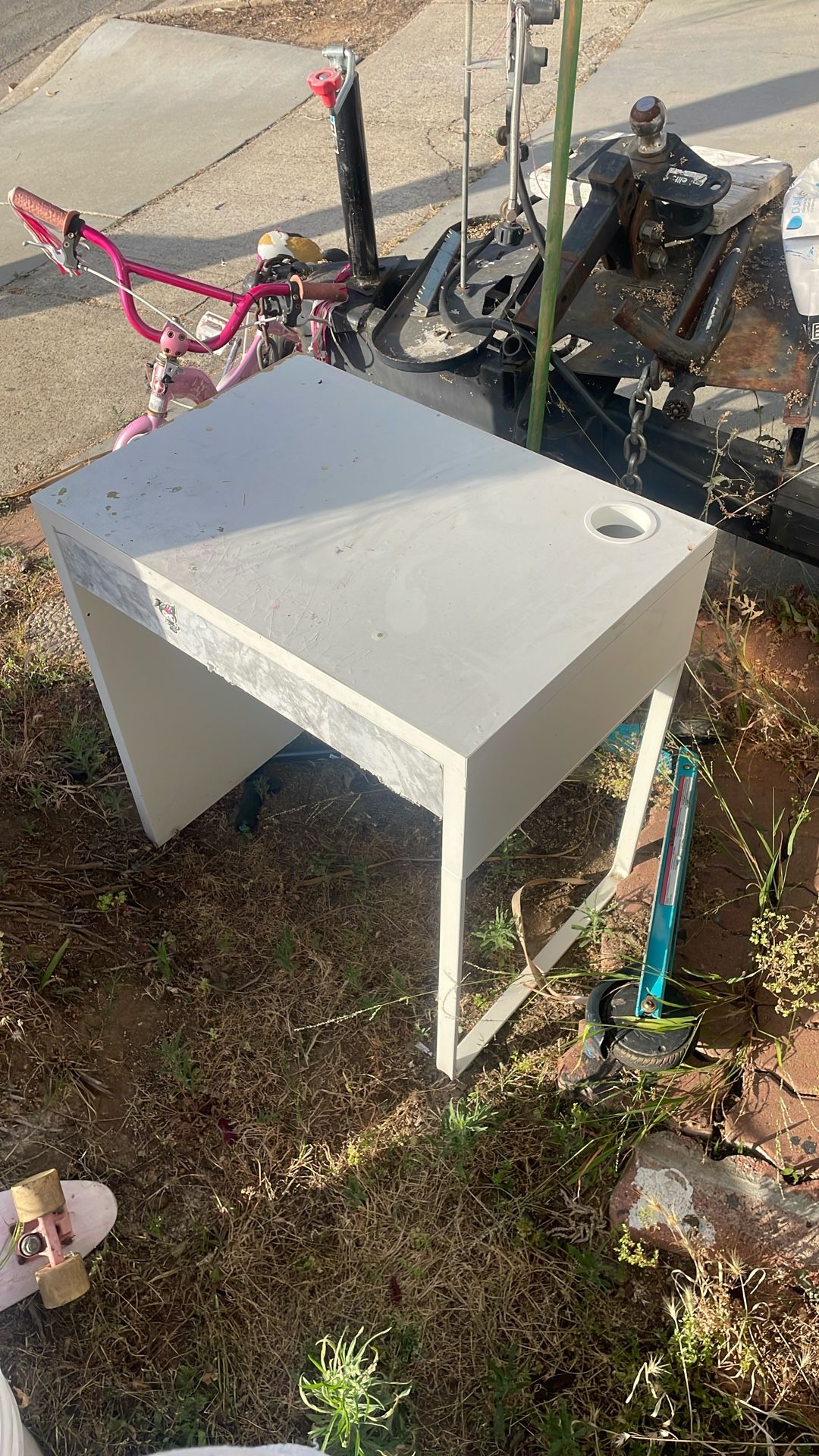 Kid Desk With Droor