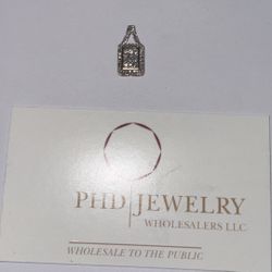 Diamond Pendant 10k 1.3g