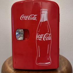 Mini Red Coca-Cola Refrigerator!!!