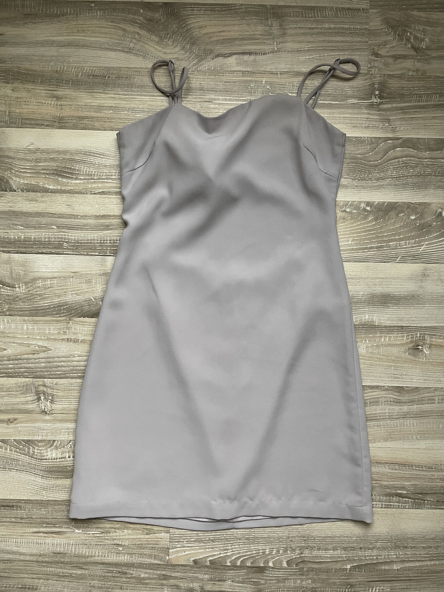 Lulu’s Slip Spaghetti Strip Back Bow Lavender Gray Dress Size Small Polyester 